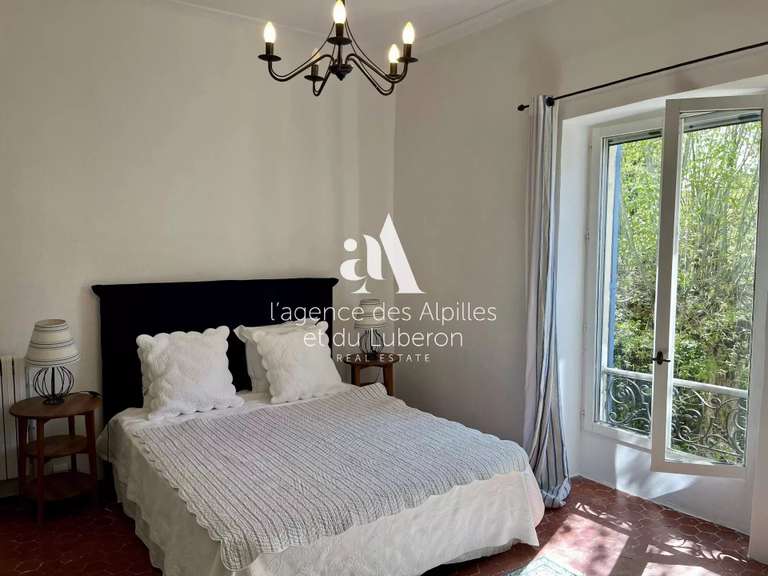 Maison Saint-Étienne-du-Grès - 7 chambres - 400m²