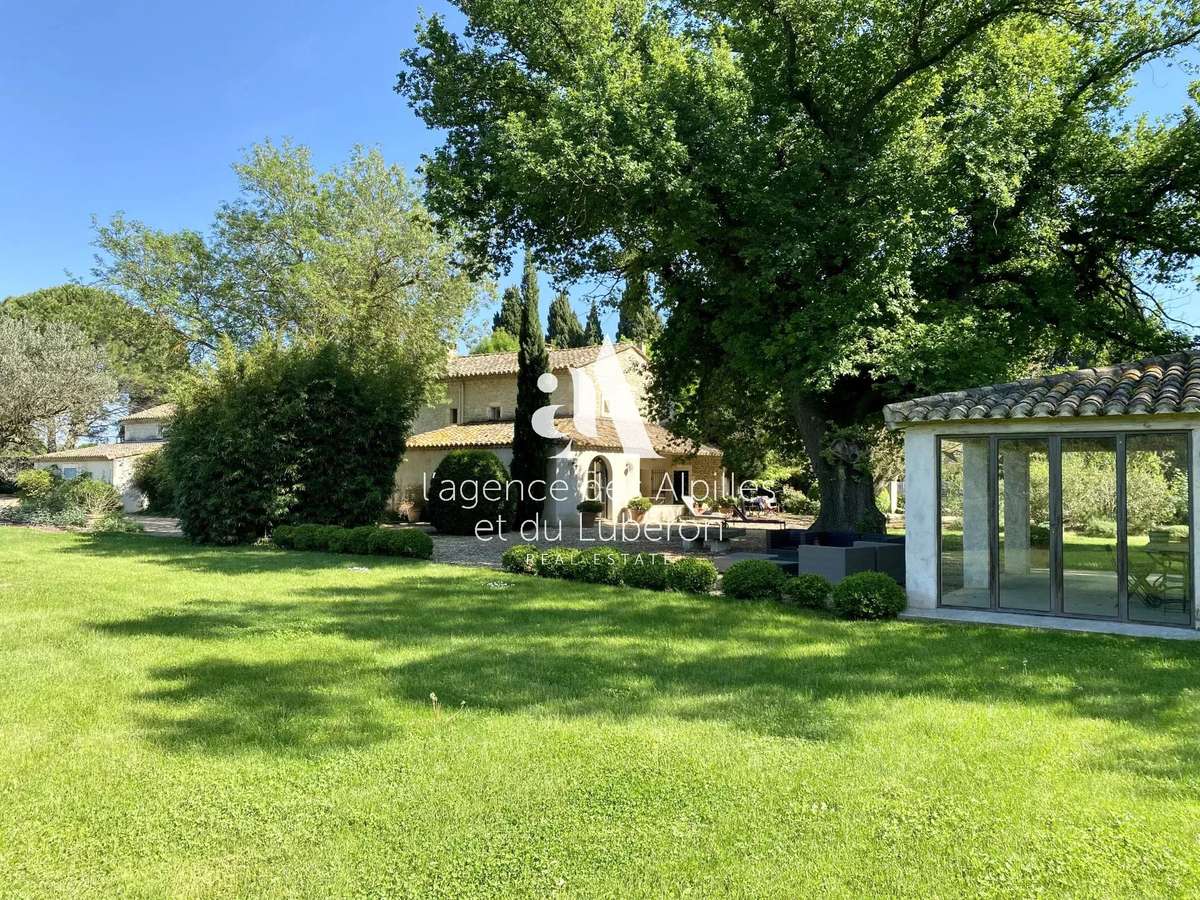 House Saint-Étienne-du-Grès