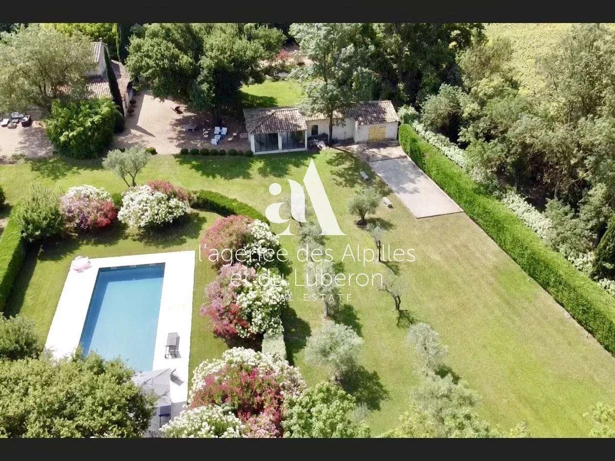 House Saint-Étienne-du-Grès