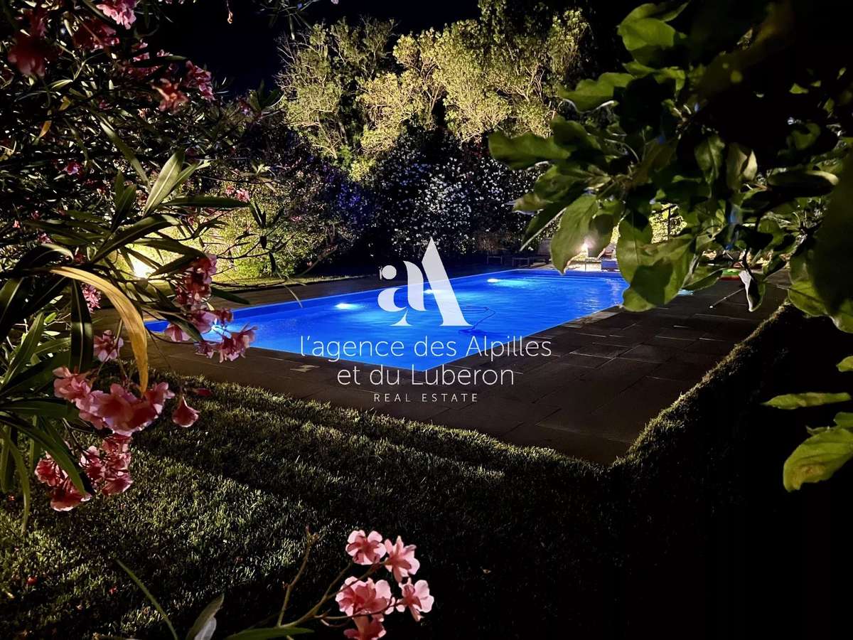 House Saint-Étienne-du-Grès