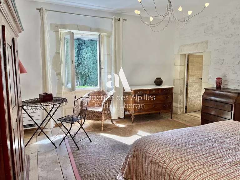 Maison Saint-Étienne-du-Grès - 7 chambres - 400m²