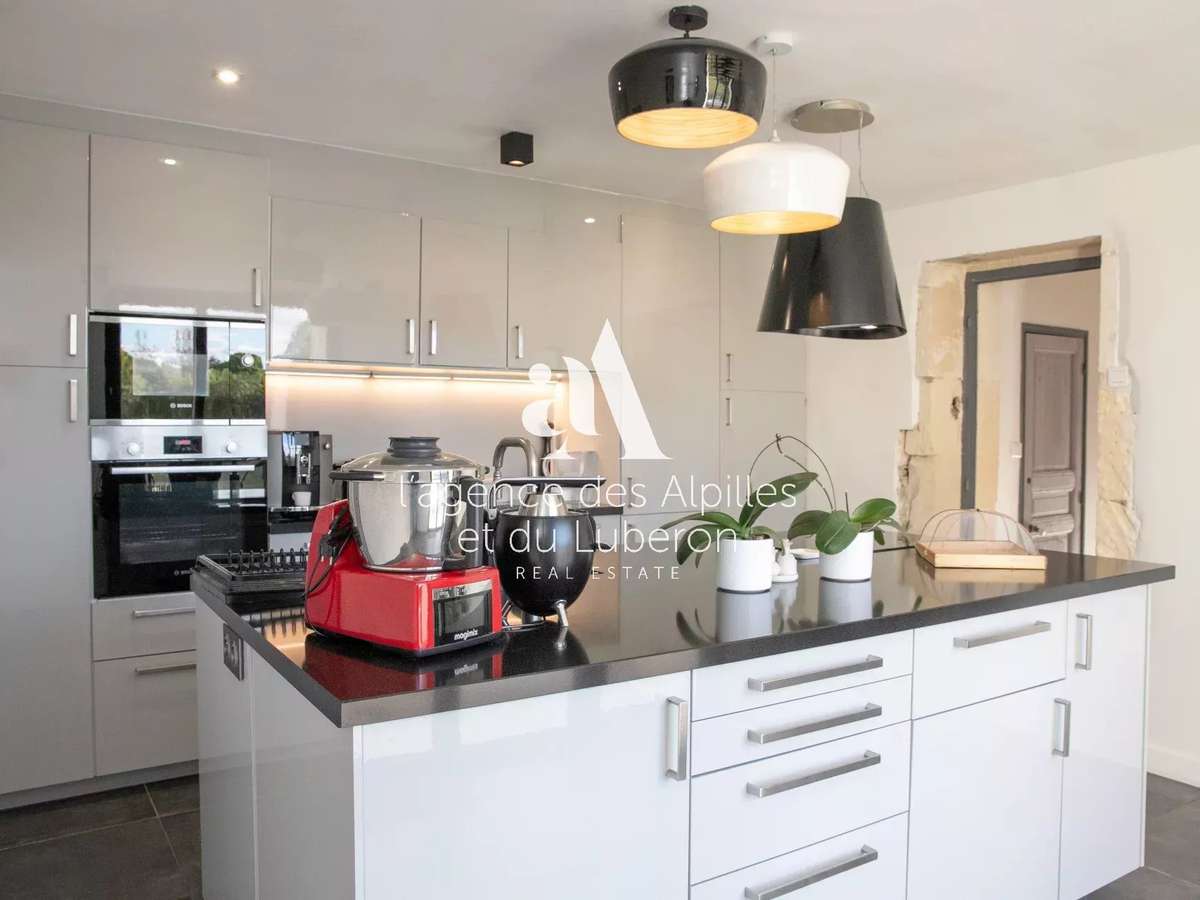 House Saint-Étienne-du-Grès