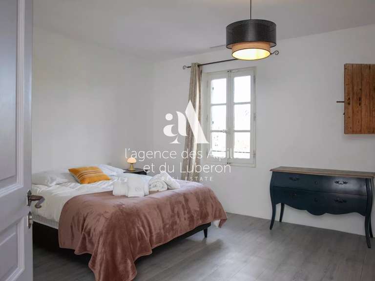 House Saint-Étienne-du-Grès - 9 bedrooms - 500m²