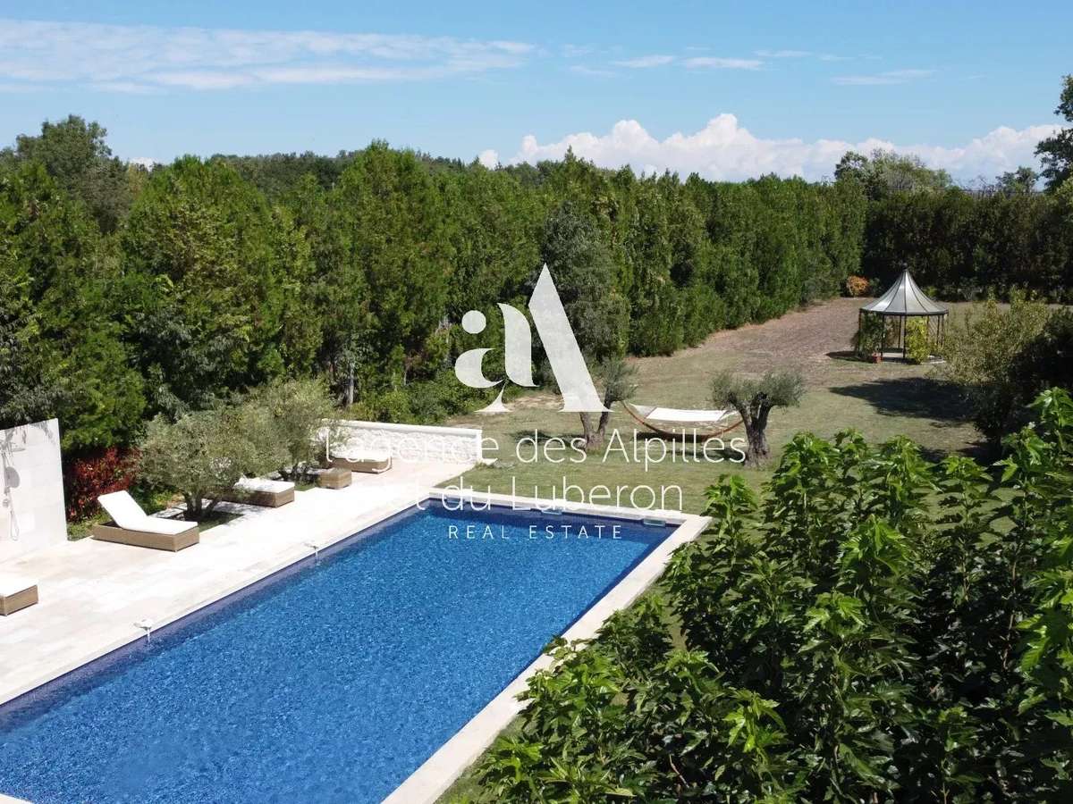 House Saint-Étienne-du-Grès