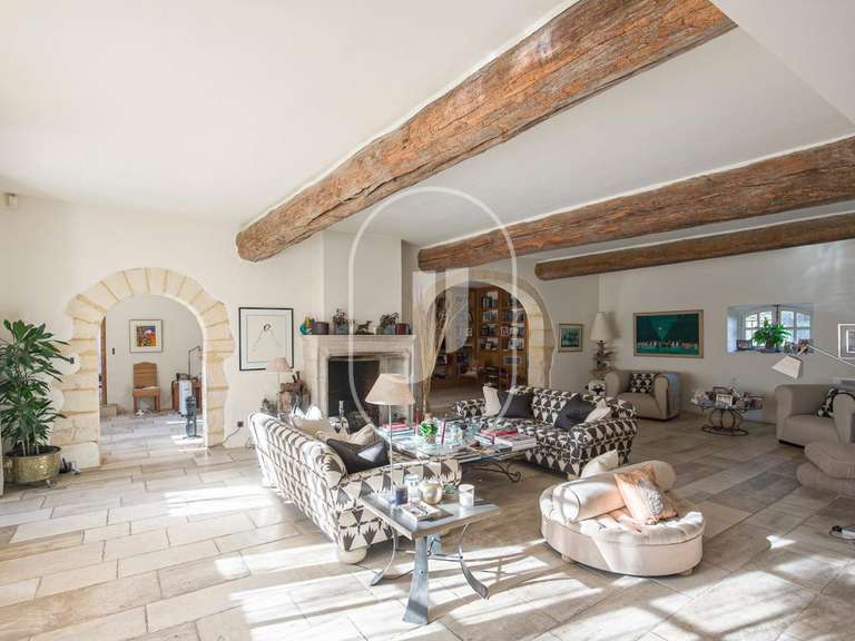 Maison Saint-Étienne-du-Grès - 10 chambres - 520m²