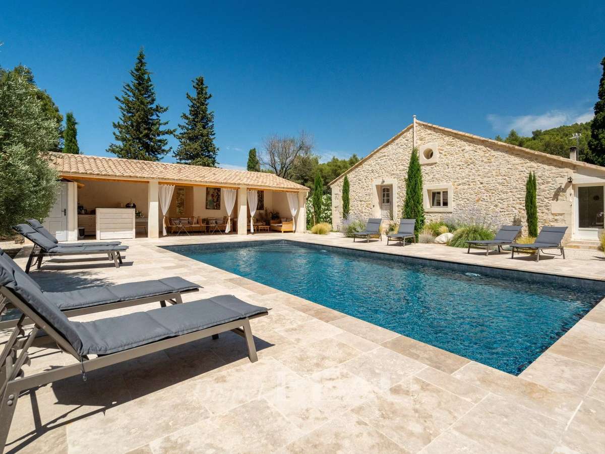 Maison Saint-Étienne-du-Grès