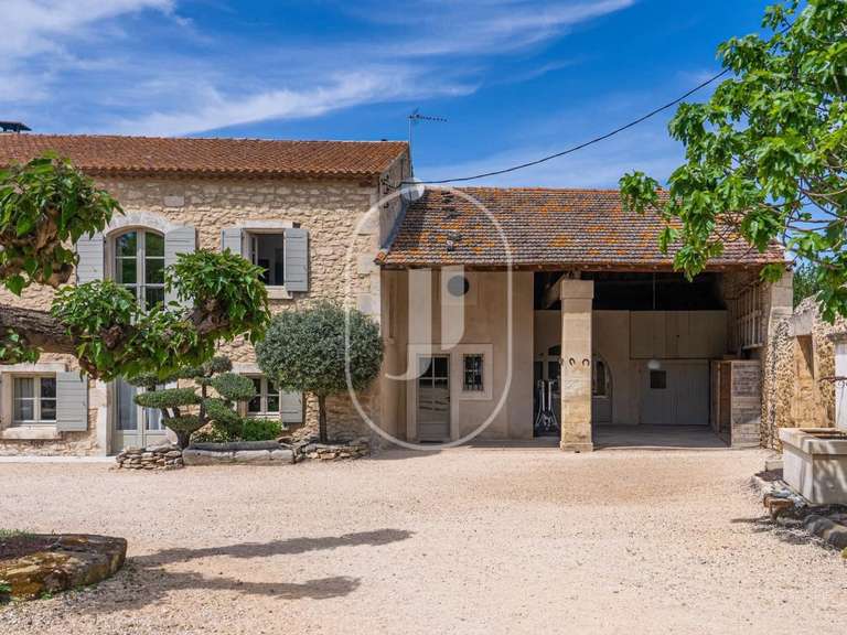 Maison Saint-Étienne-du-Grès - 5 chambres - 259m²