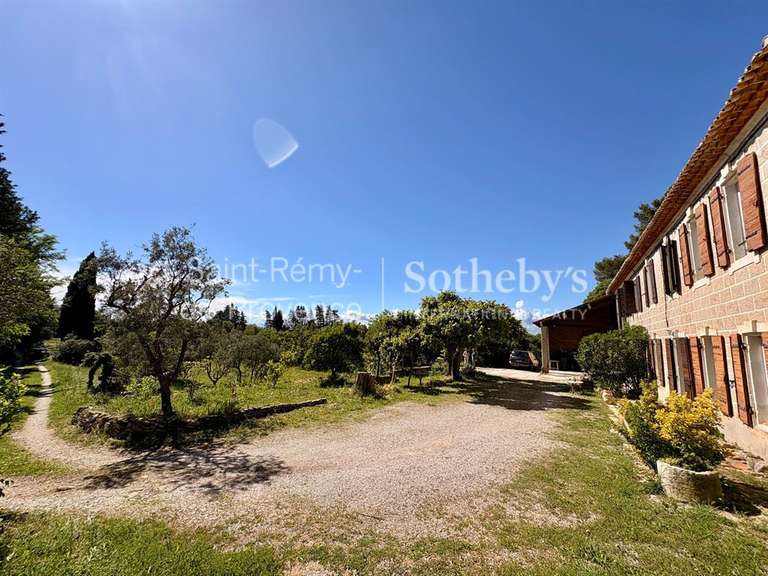 Maison Saint-Étienne-du-Grès - 4 chambres - 300m²