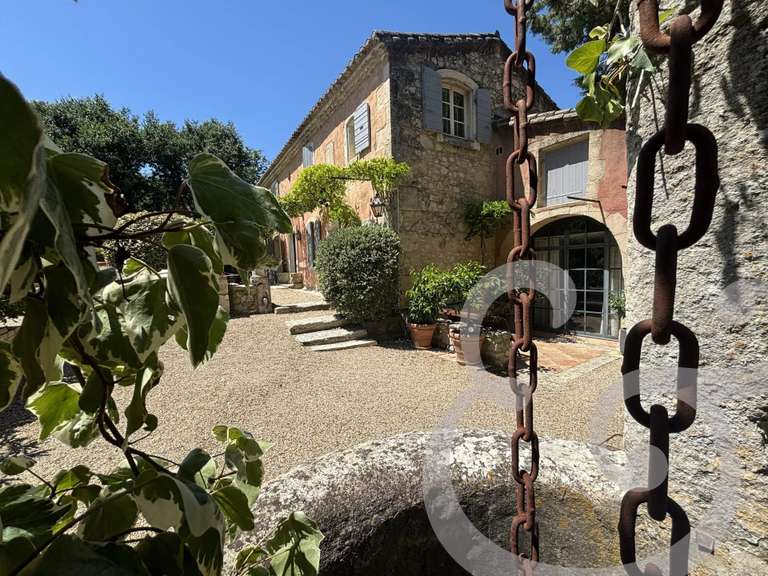 Maison Saint-Étienne-du-Grès - 193m²