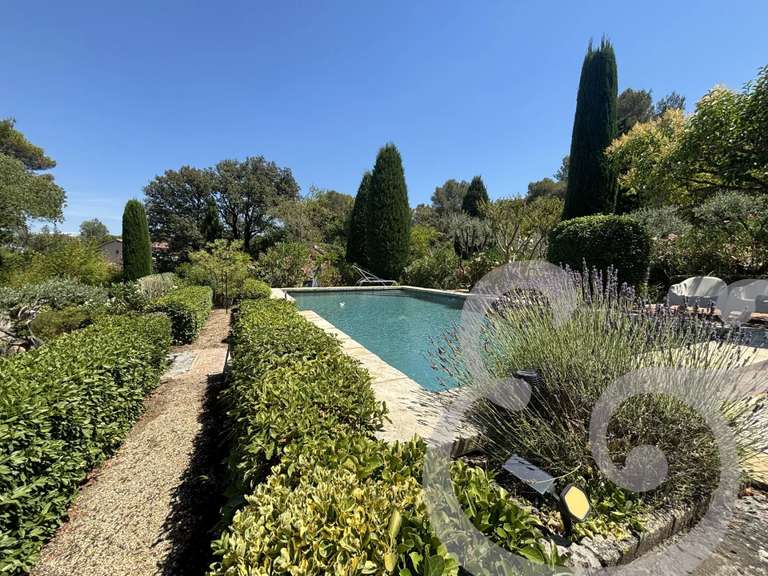 Maison Saint-Étienne-du-Grès - 193m²