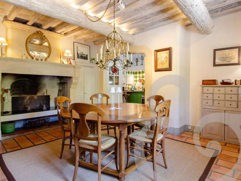 Maison Saint-Étienne-du-Grès - 193m²