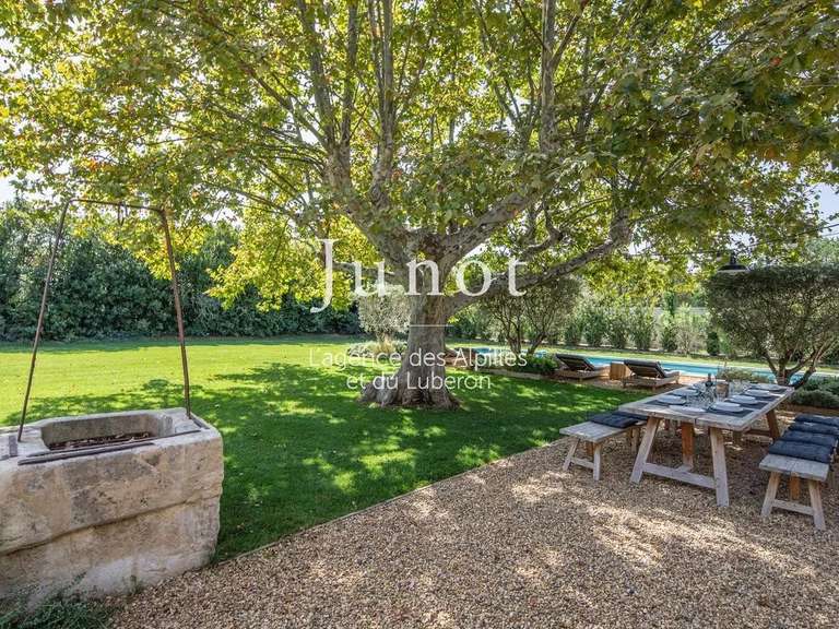House Saint-Étienne-du-Grès - 4 bedrooms - 2000m²