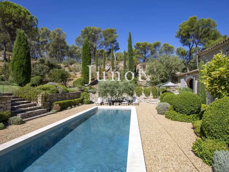 Maison Saint-Étienne-du-Grès - 5 chambres - 275m²