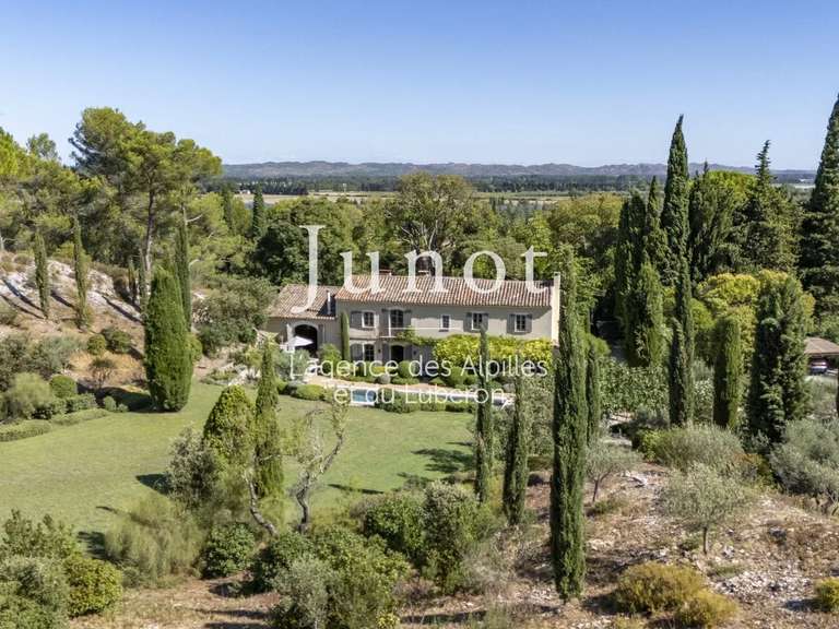 Maison Saint-Étienne-du-Grès - 5 chambres - 275m²