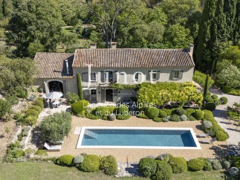 Maison Saint-Étienne-du-Grès - 5 chambres - 275m²