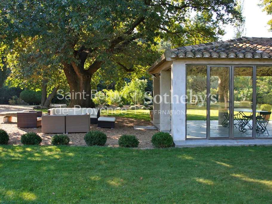 Property Saint-Étienne-du-Grès