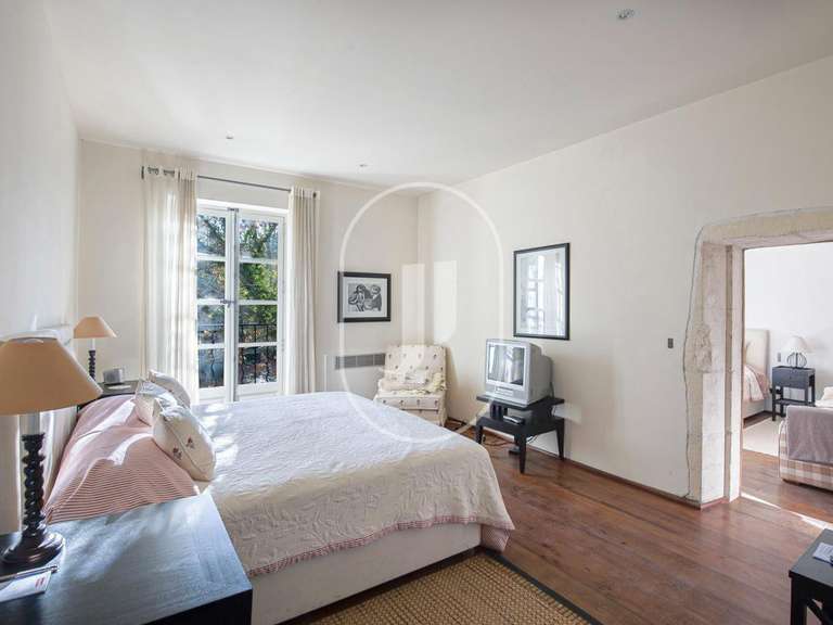 Propriété Saint-Étienne-du-Grès - 10 chambres - 520m²