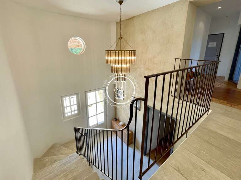 Villa Saint-Étienne-du-Grès - 10 bedrooms - 495m²