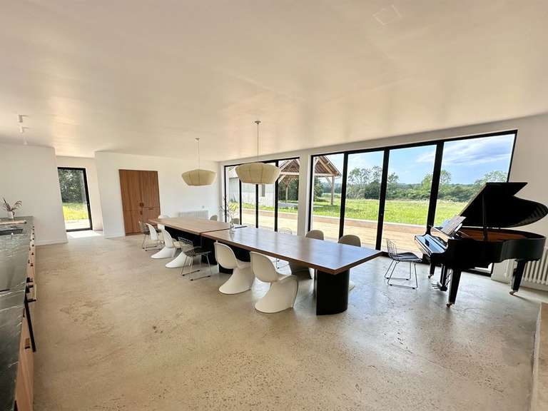 House Saint-Étienne-la-Thillaye - 7 bedrooms - 500m²
