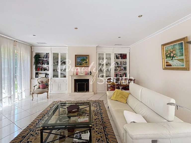 Villa Saint-Féliu-d'Avall - 5 chambres - 315m²