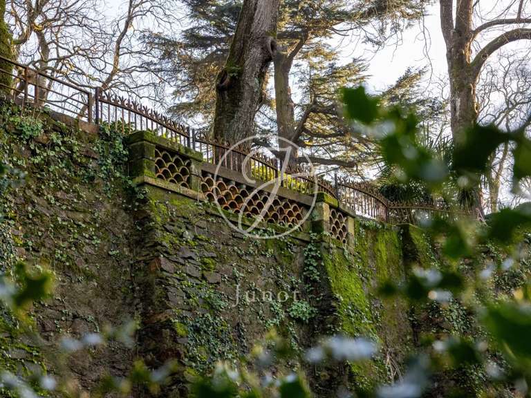 House Saint-Fiacre-sur-Maine - 8 bedrooms - 477m²