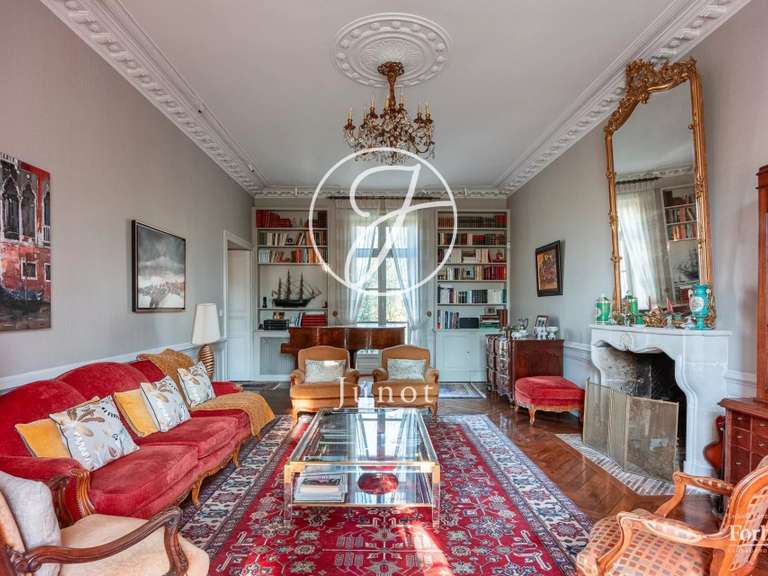 Maison Saint-Fiacre-sur-Maine - 8 chambres - 477m²