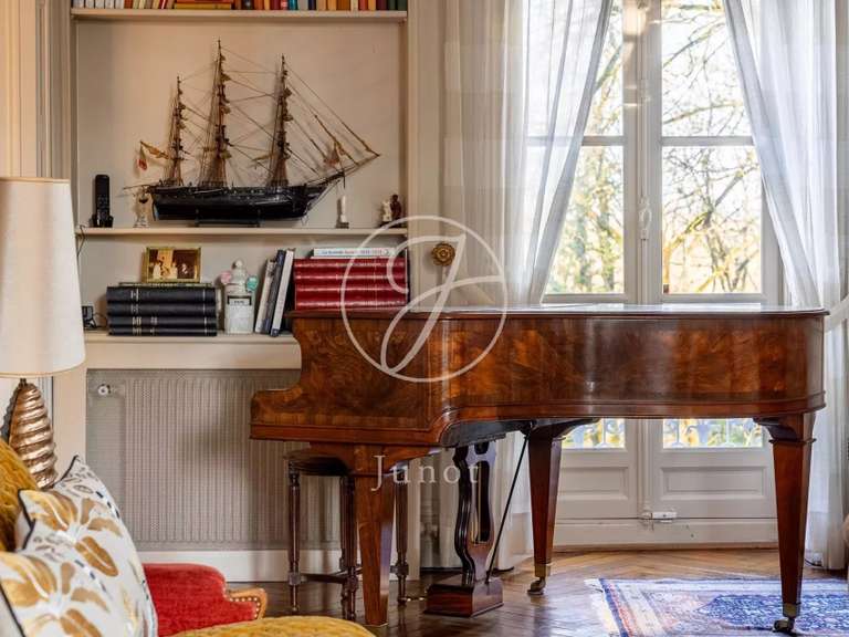 Maison Saint-Fiacre-sur-Maine - 8 chambres - 477m²