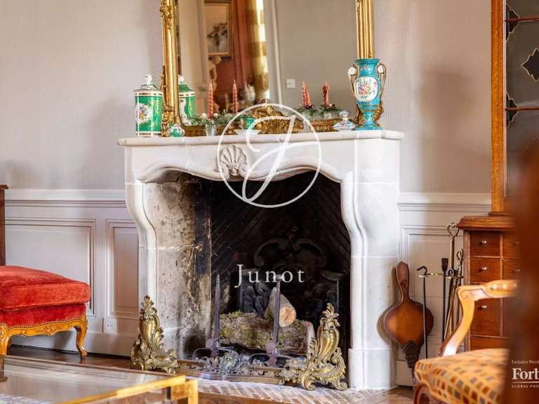 Maison Saint-Fiacre-sur-Maine - 8 chambres - 477m²