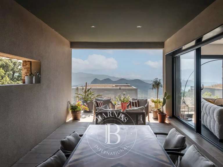 Appartement Saint-Florent - 3 chambres - 108m²