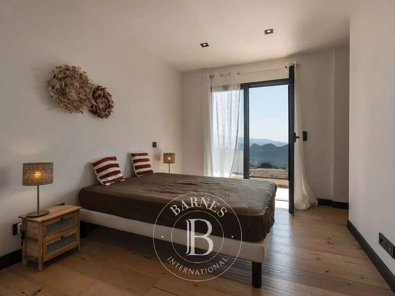 Appartement Saint-Florent - 3 chambres - 108m²