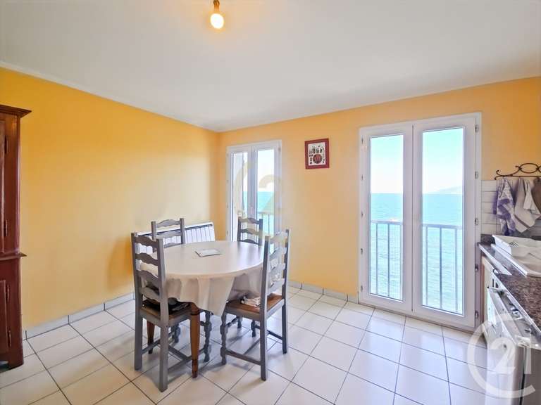 Appartement Saint-Florent - 3 chambres - 13m²