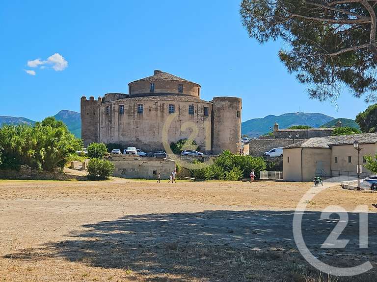 Appartement Saint-Florent - 3 chambres - 13m²