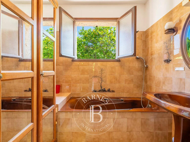 Maison Saint-Florent - 5 chambres - 849m²