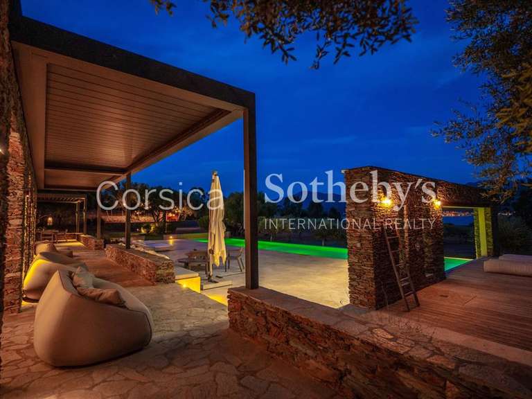 House Saint-Florent - 6 bedrooms - 500m²