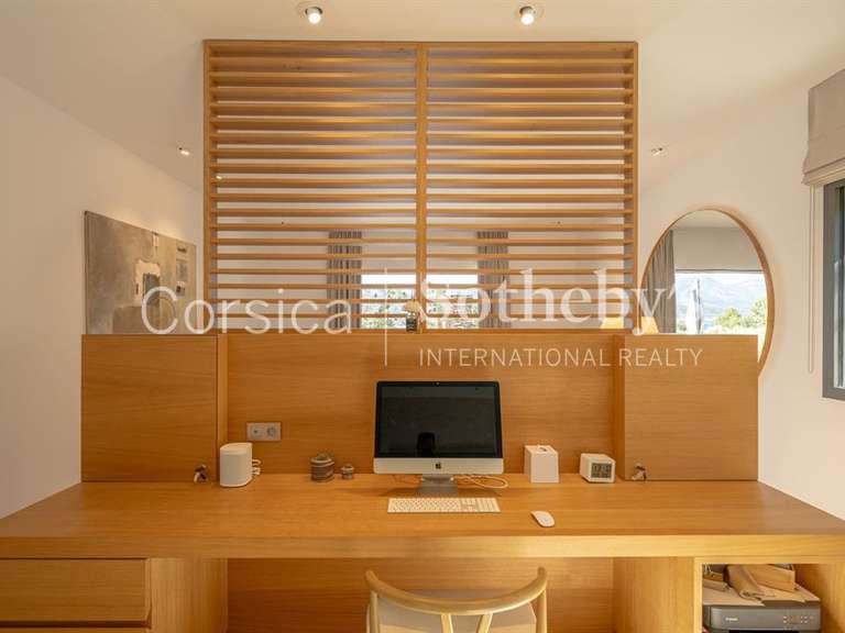 House Saint-Florent - 6 bedrooms - 500m²