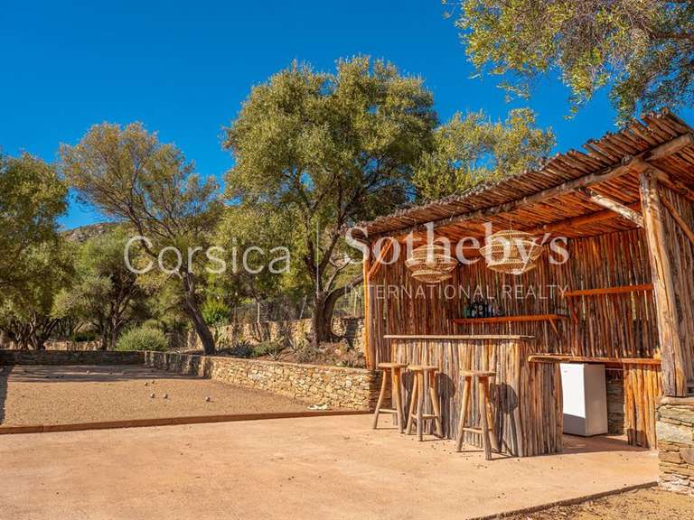 House Saint-Florent - 6 bedrooms - 500m²