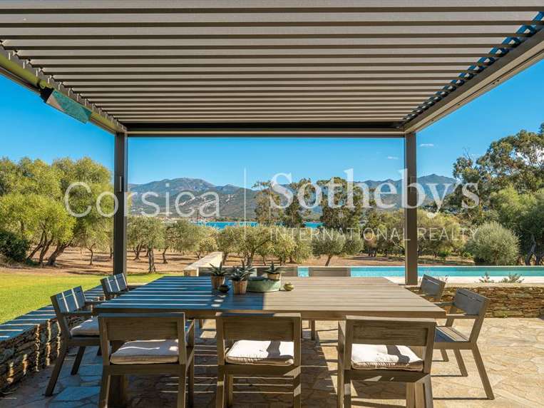 House Saint-Florent - 6 bedrooms - 500m²