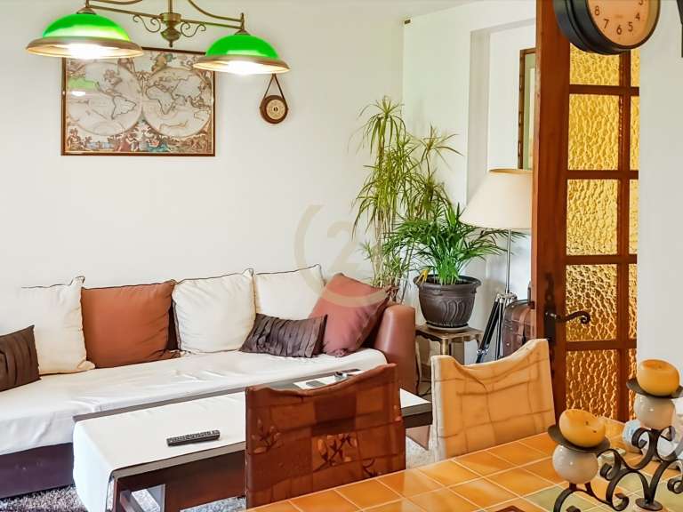 Maison Saint-Florent - 8 chambres - 272m²