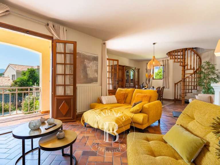 Maison Saint-Florent - 5 chambres - 150m²