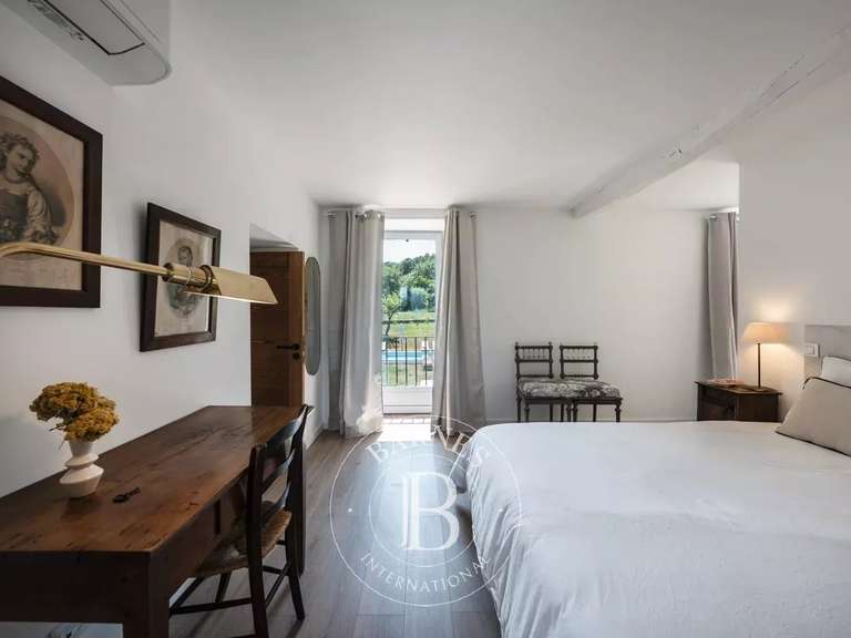 Maison Saint-Florent - 7 chambres - 305m²