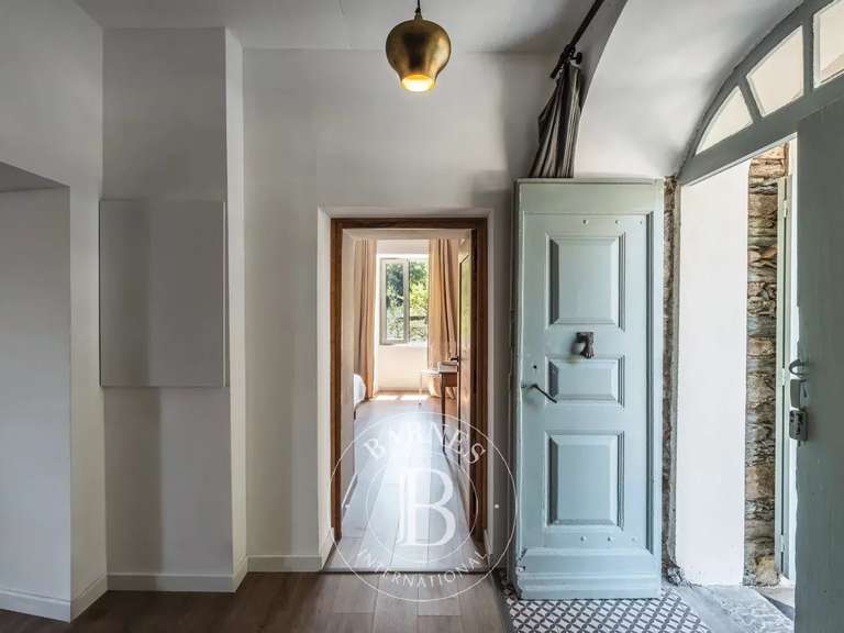 Maison Saint-Florent - 7 chambres - 305m²