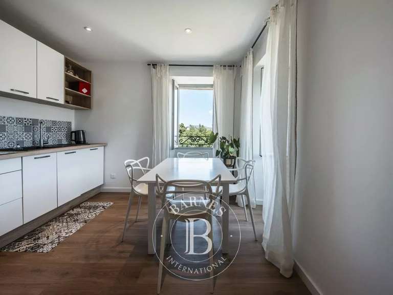 Maison Saint-Florent - 7 chambres - 305m²
