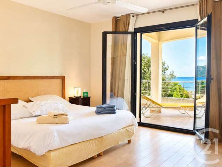 Maison Saint-Florent - 10 chambres - 420m²