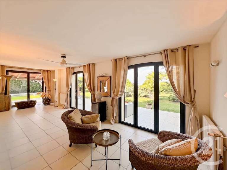 Maison Saint-Florent - 10 chambres - 420m²