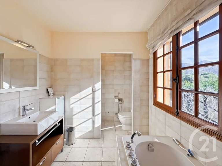 Maison Saint-Florent - 10 chambres - 420m²
