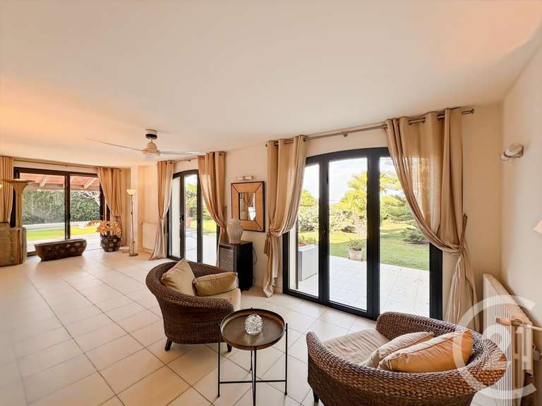 Maison Saint-Florent - 10 chambres - 420m²