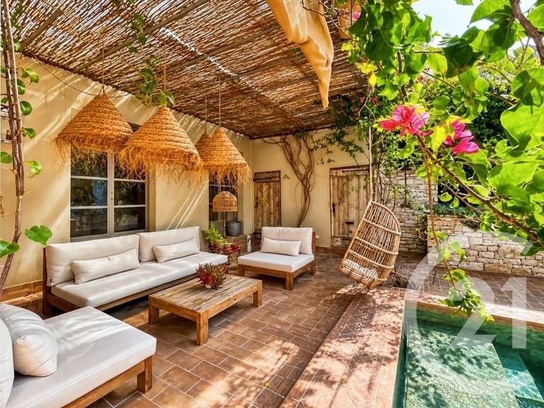 Maison Saint-Florent - 6 chambres - 303m²