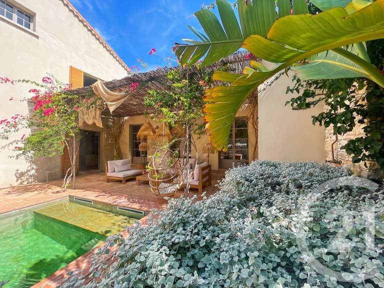 Maison Saint-Florent - 6 chambres - 303m²