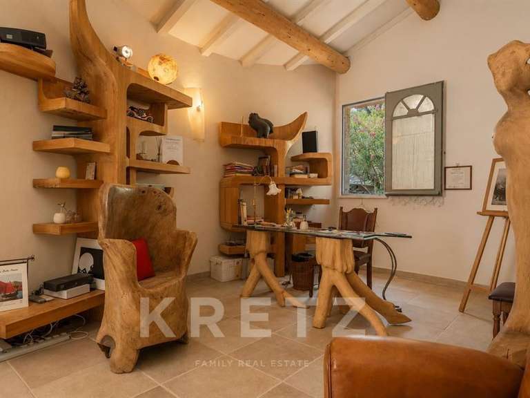 Propriété Saint-Florent - 8 chambres - 600m²