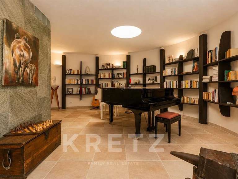 Propriété Saint-Florent - 8 chambres - 600m²
